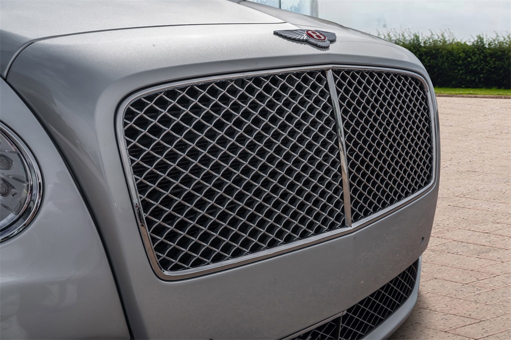 2018 Bentley Flying Spur V8 photo 15