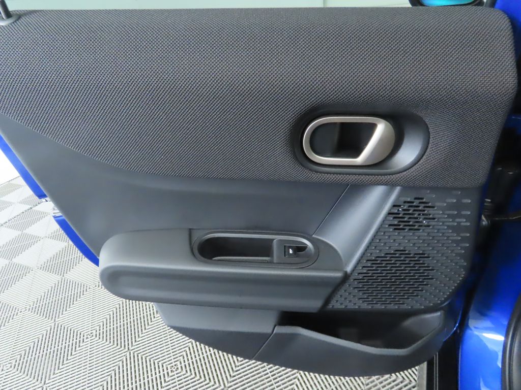 2026 Mini Cooper 4 Door Hardtop S Iconic photo 21