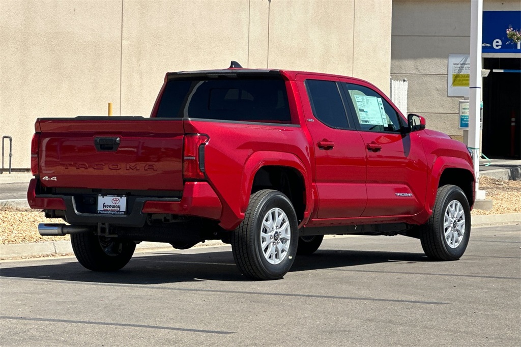 2025 Toyota Tacoma SR5 4x4 Double Cab photo 4
