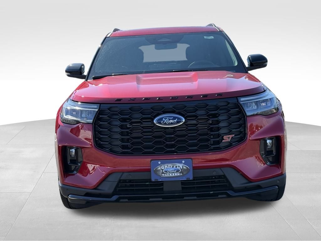 2025 Ford Explorer ST photo 3