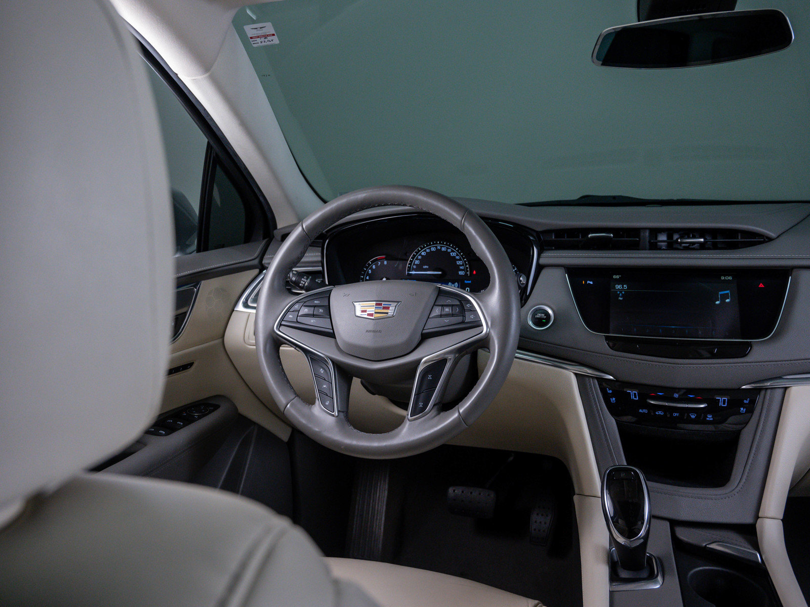 2018 Cadillac XT5 Premium Luxury photo 13
