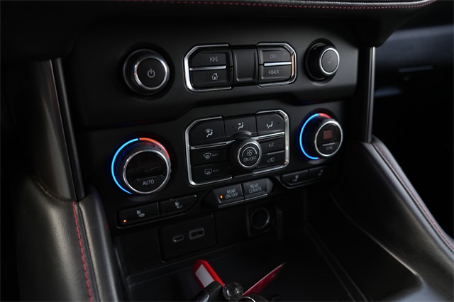 2021 Chevrolet Tahoe RST photo 15