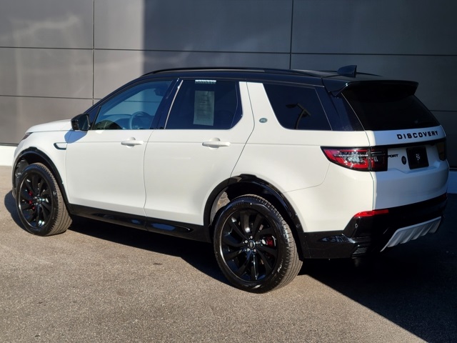 2025 Land Rover Discovery Sport SE photo 3
