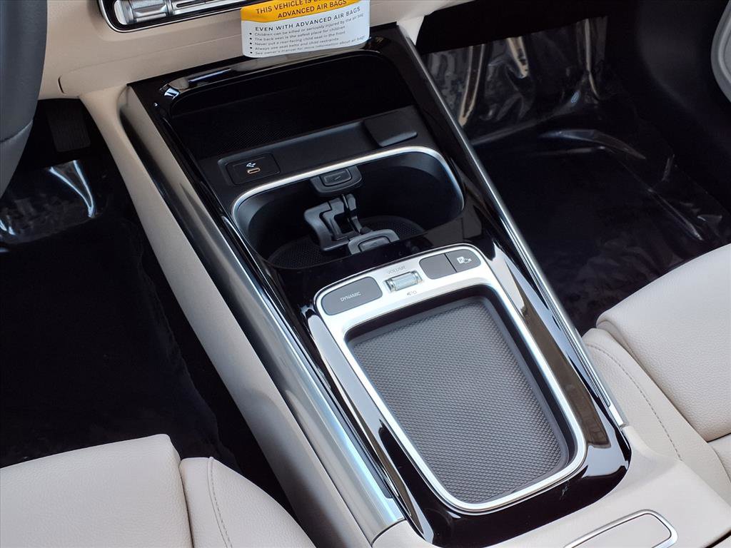 2026 Mercedes Benz GLA 250 photo 4