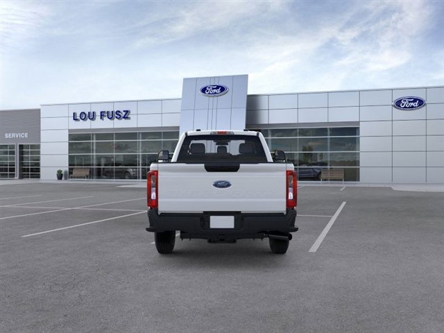 2026 Ford F-250 photo 4