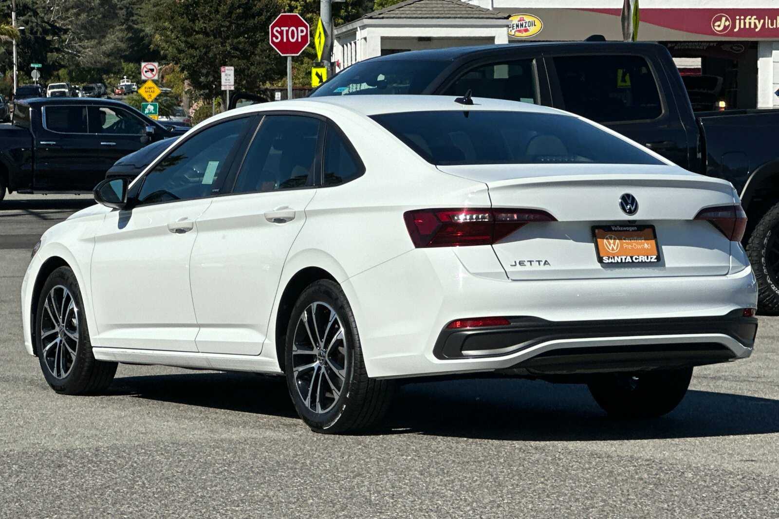2024 Volkswagen Jetta 1.5T Sport photo 6
