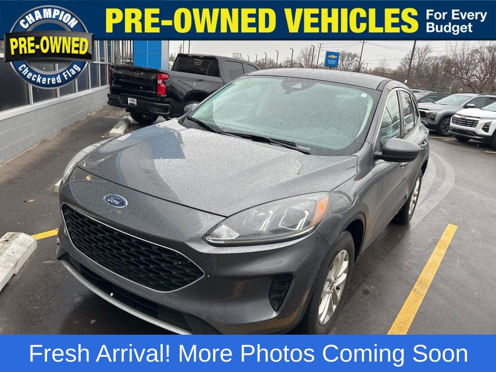 2021 Ford Escape Base's photo