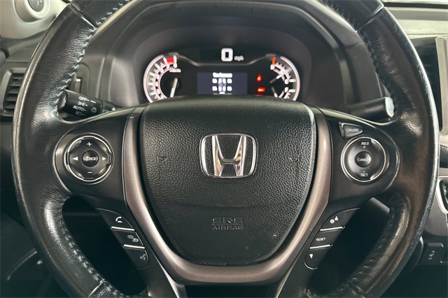 2019 Honda Ridgeline RTL photo 24