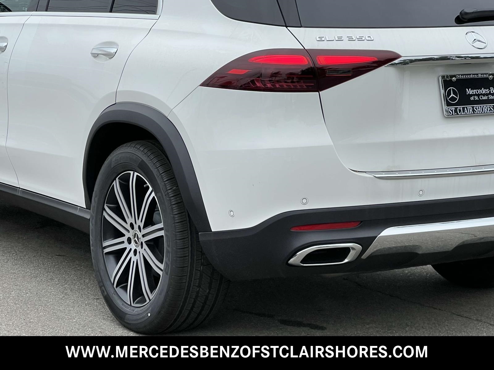 2025 Mercedes Benz GLE 350 4MATIC photo 3