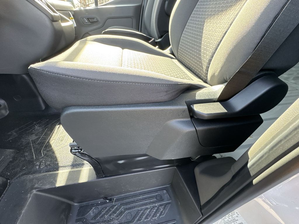 2026 Ford Transit Cargo photo 2