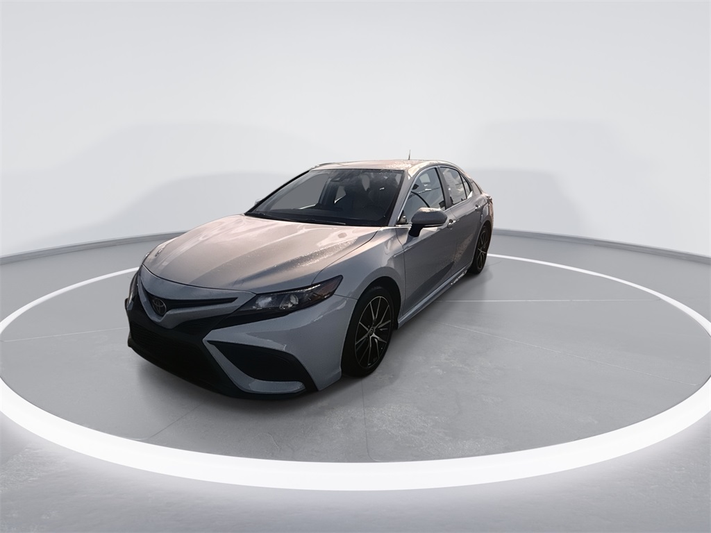 2023 Toyota Camry SE photo 4