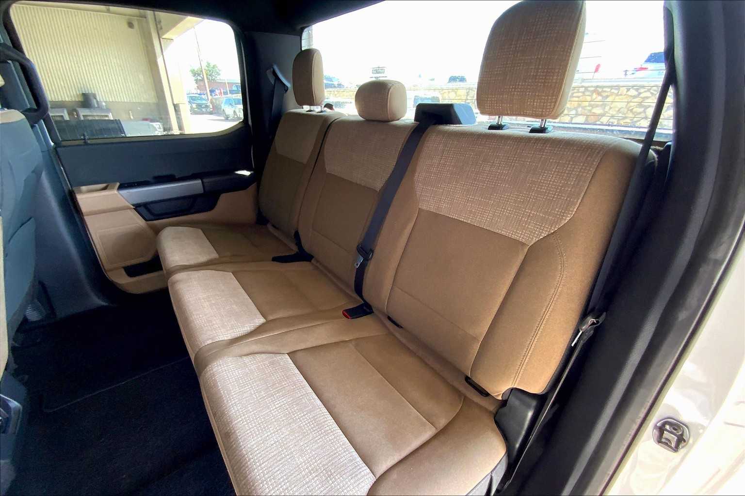 2023 Ford F-150 XLT photo 17