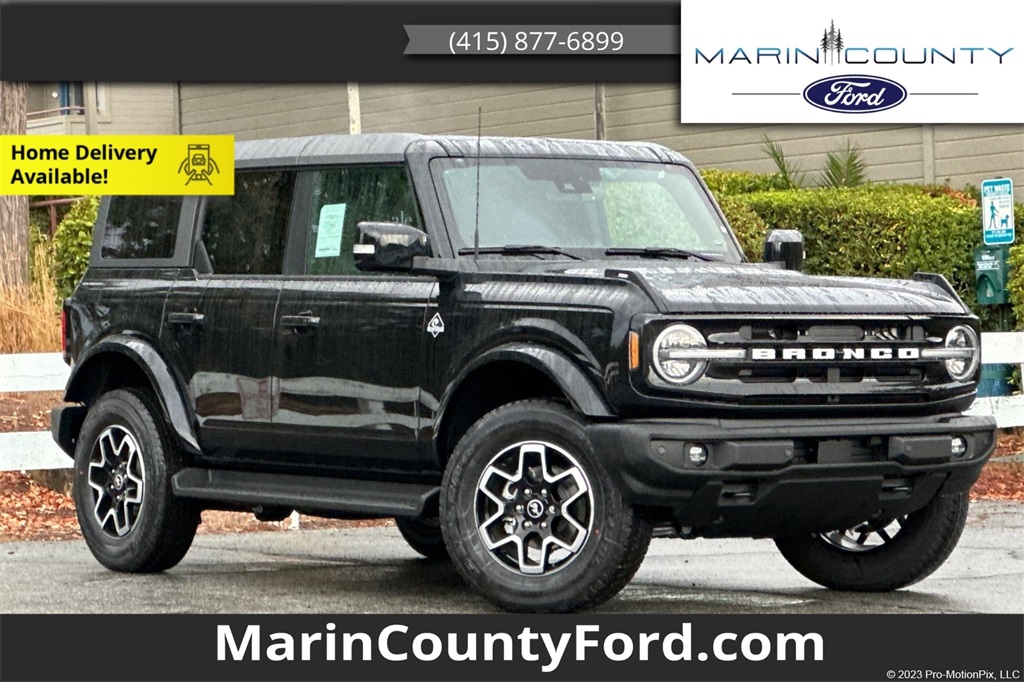 2025 Ford Bronco 4-Door Outer Banks's photo