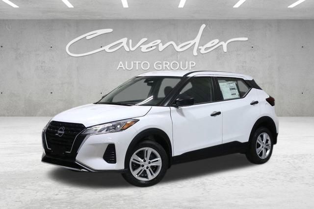 2025 Nissan KICKS PLAY Base's photo