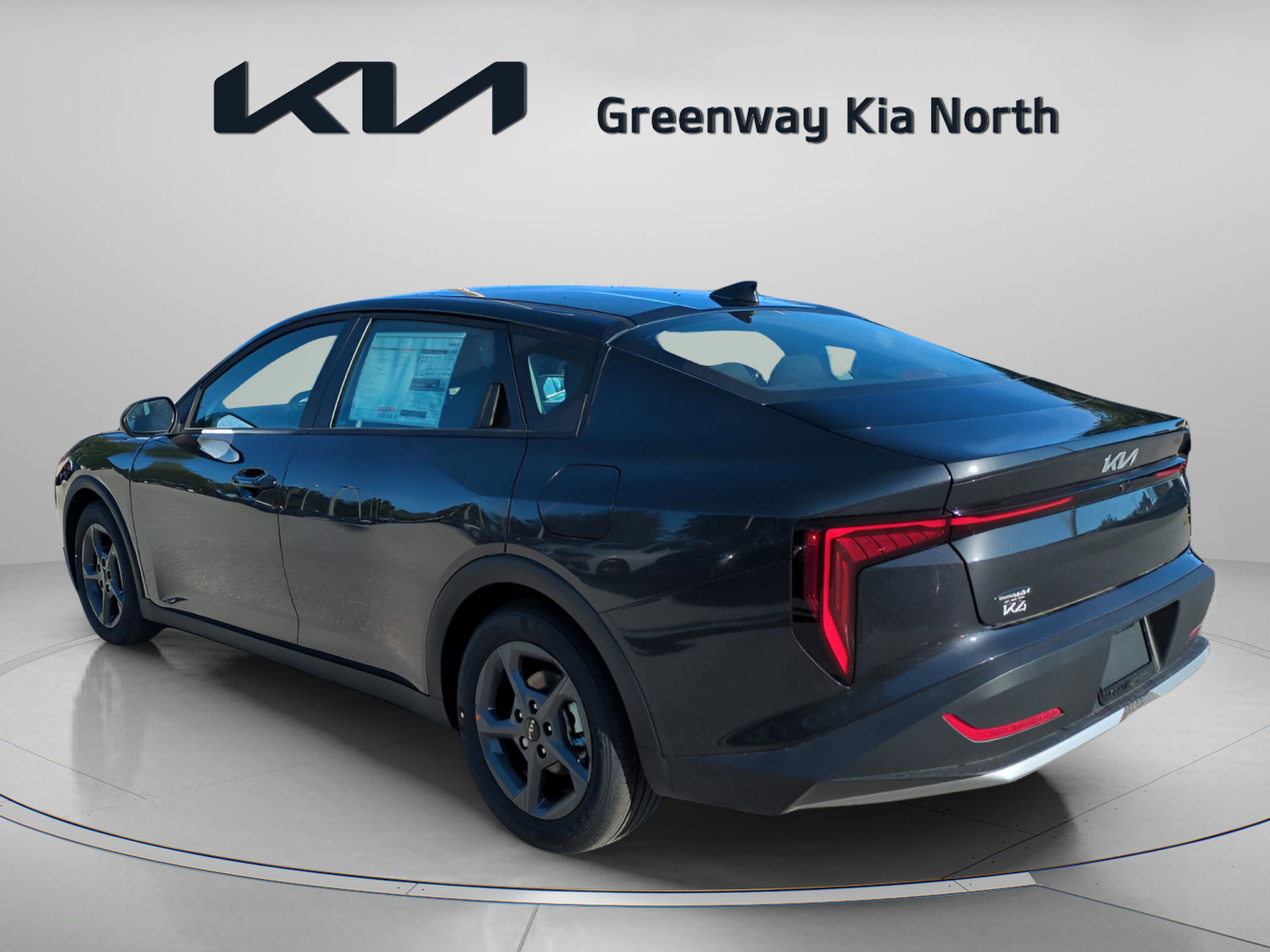 2025 Kia K4 LXS photo 4