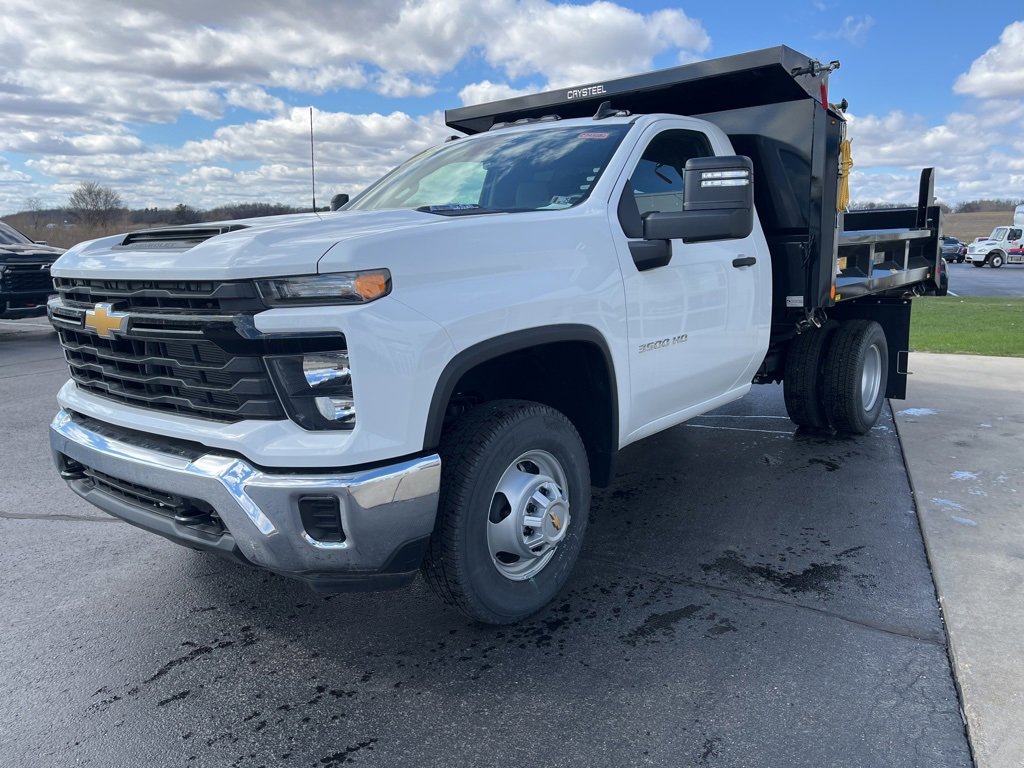 2024 Chevrolet Silverado 3500HD Work Truck photo 3