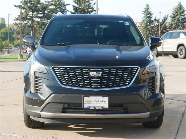 Used 2021 Cadillac XT4 Premium Luxury with VIN 1GYFZCR45MF040112 for sale in Eden Prairie, Minnesota