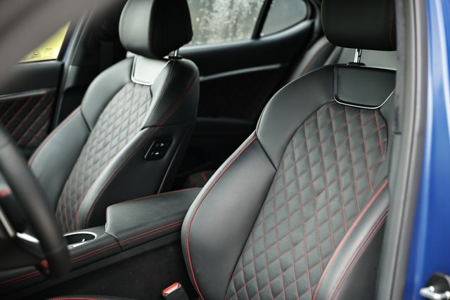 2025 Genesis G70 3.3T Sport Advanced photo 22
