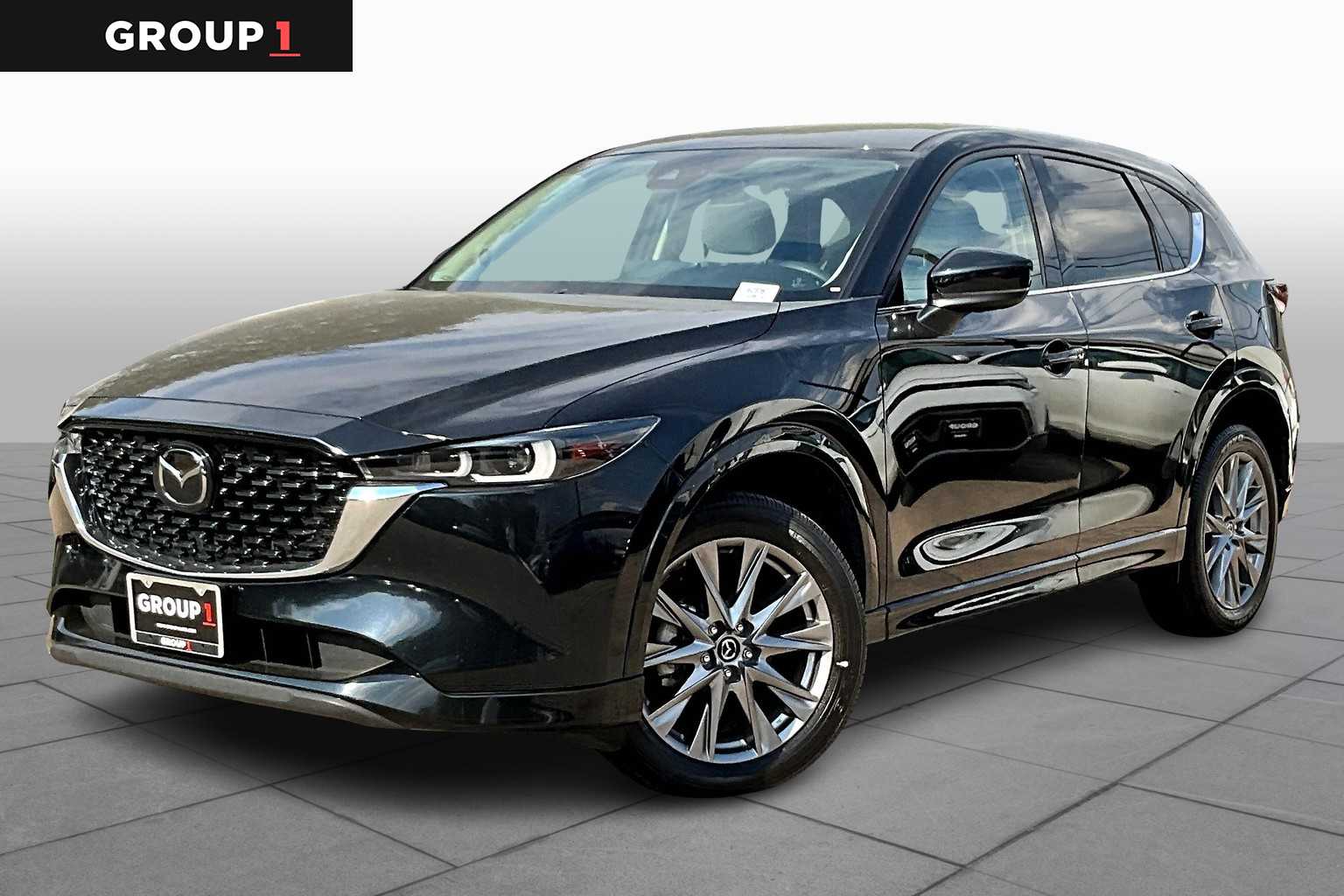 2024 Mazda CX-5 S Premium package's photo