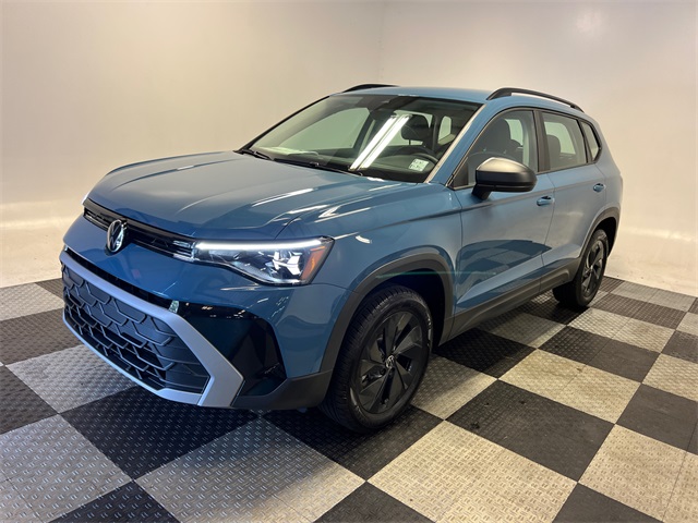 2025 Volkswagen Taos S photo 3