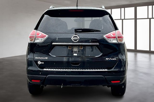 2016 Nissan Rogue SV photo 3