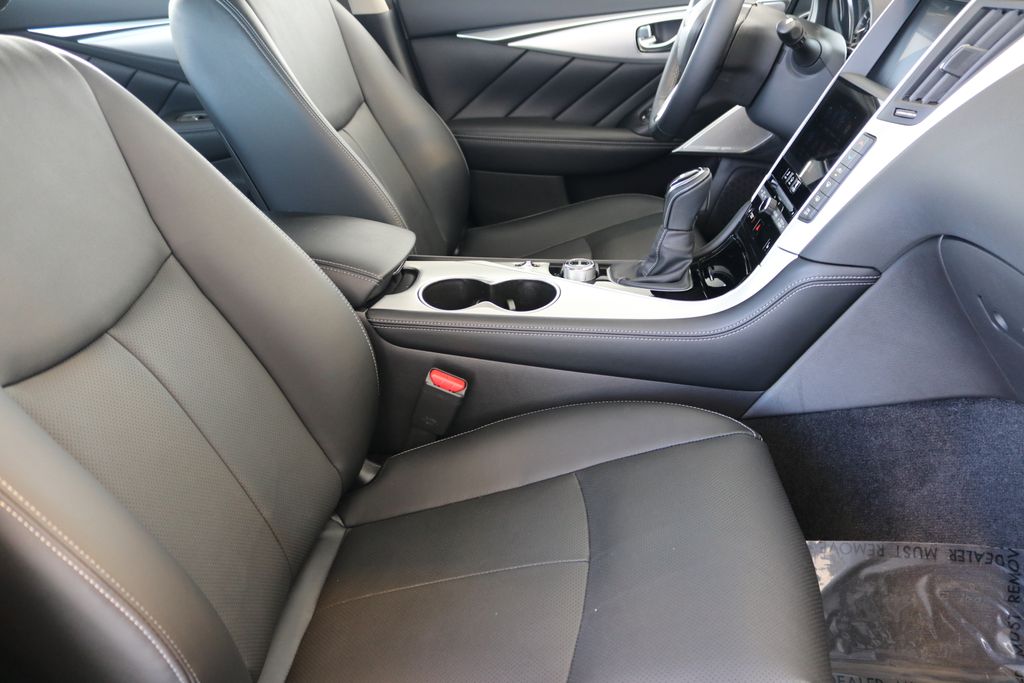 2024 Infiniti Q50 LUXE photo 32