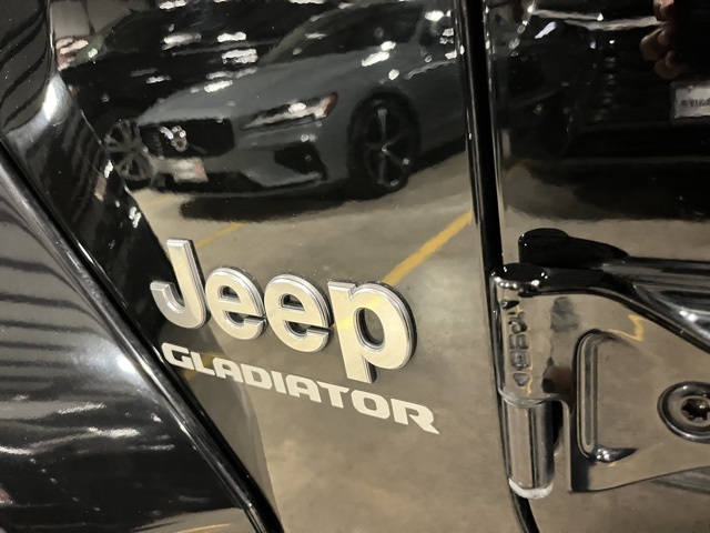2021 Jeep Gladiator Overland photo 25