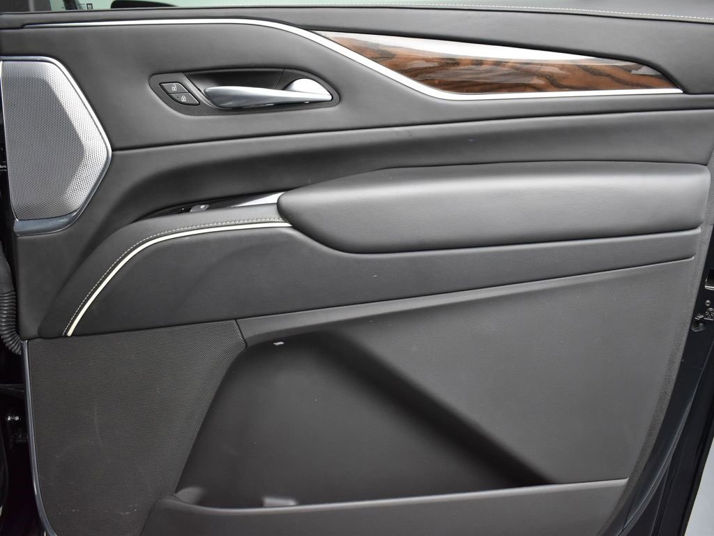 2022 Cadillac Escalade ESV Sport Platinum photo 32