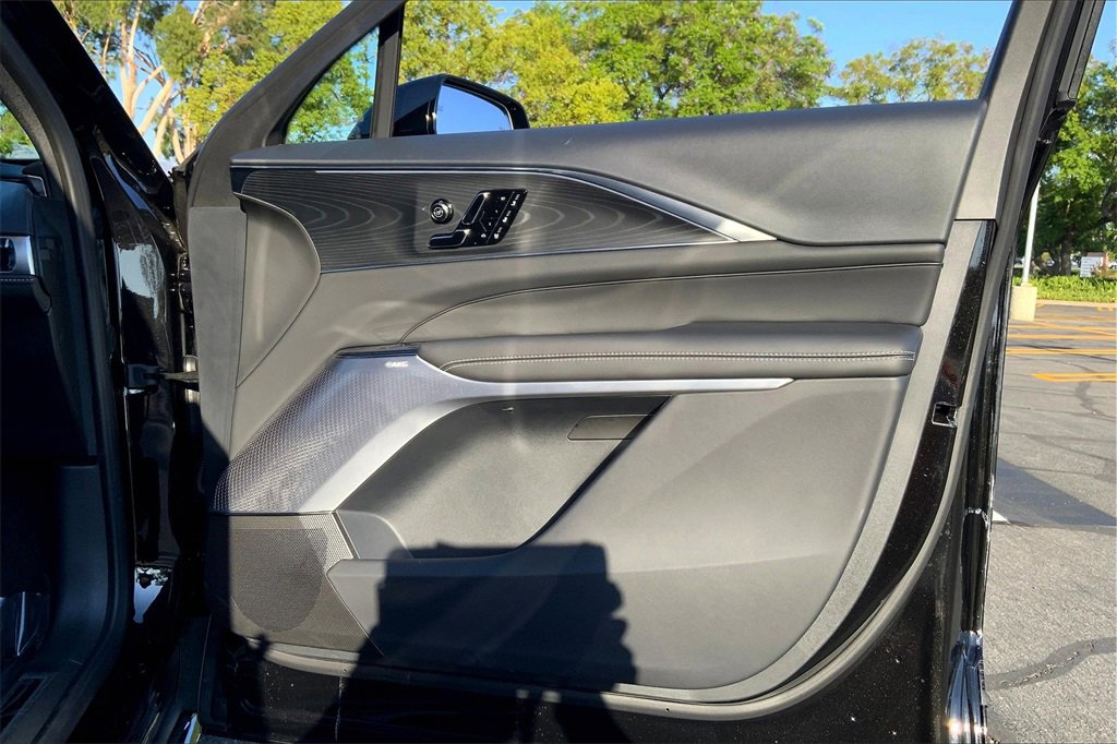 2026 Cadillac Lyriq photo 28