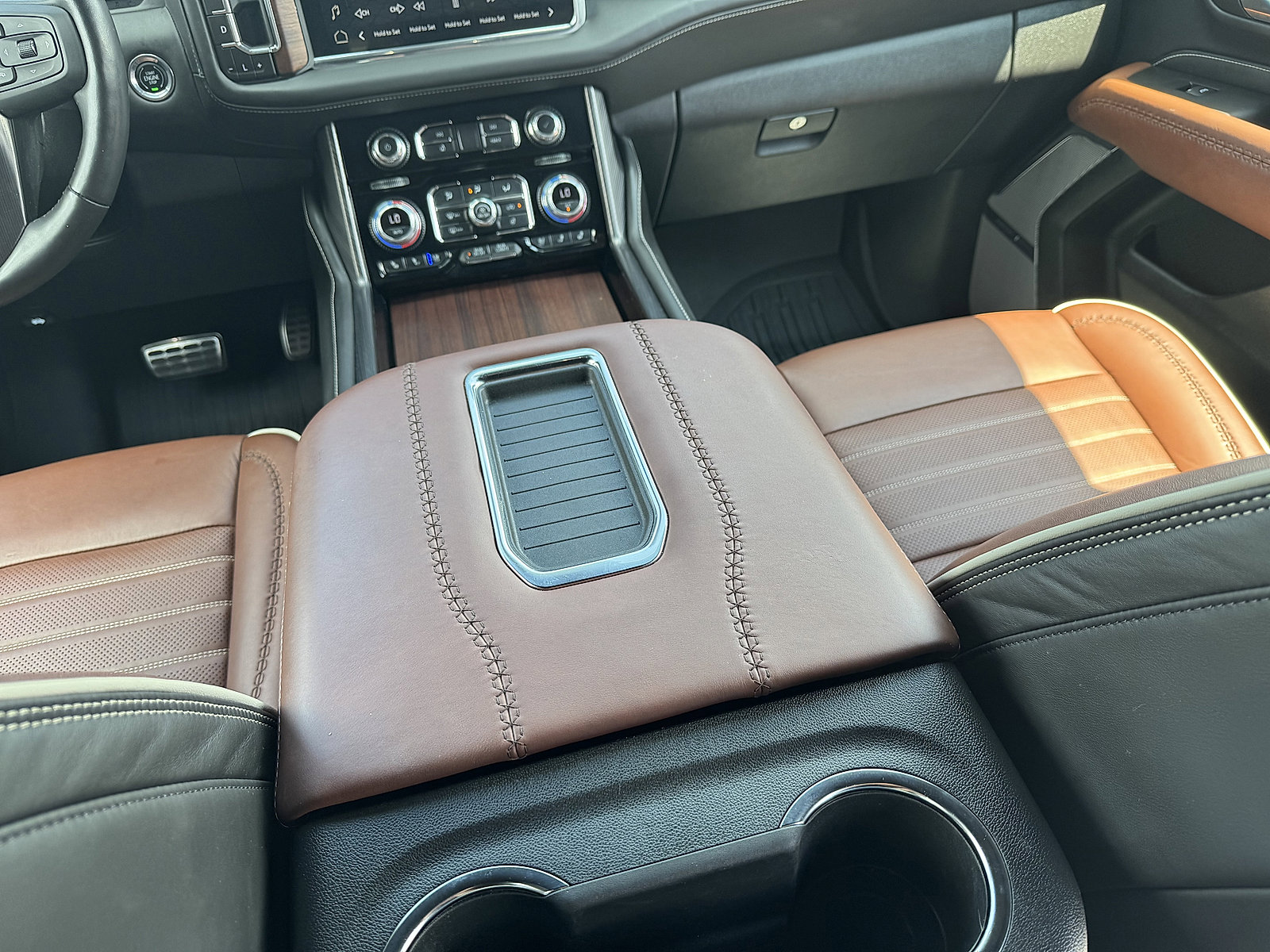2023 Gmc Yukon Denali Ultimate photo 18