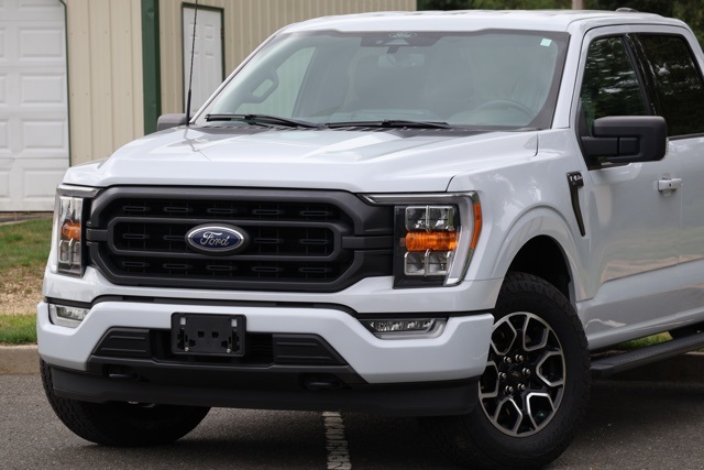 2022 Ford F-150 XLT photo 3