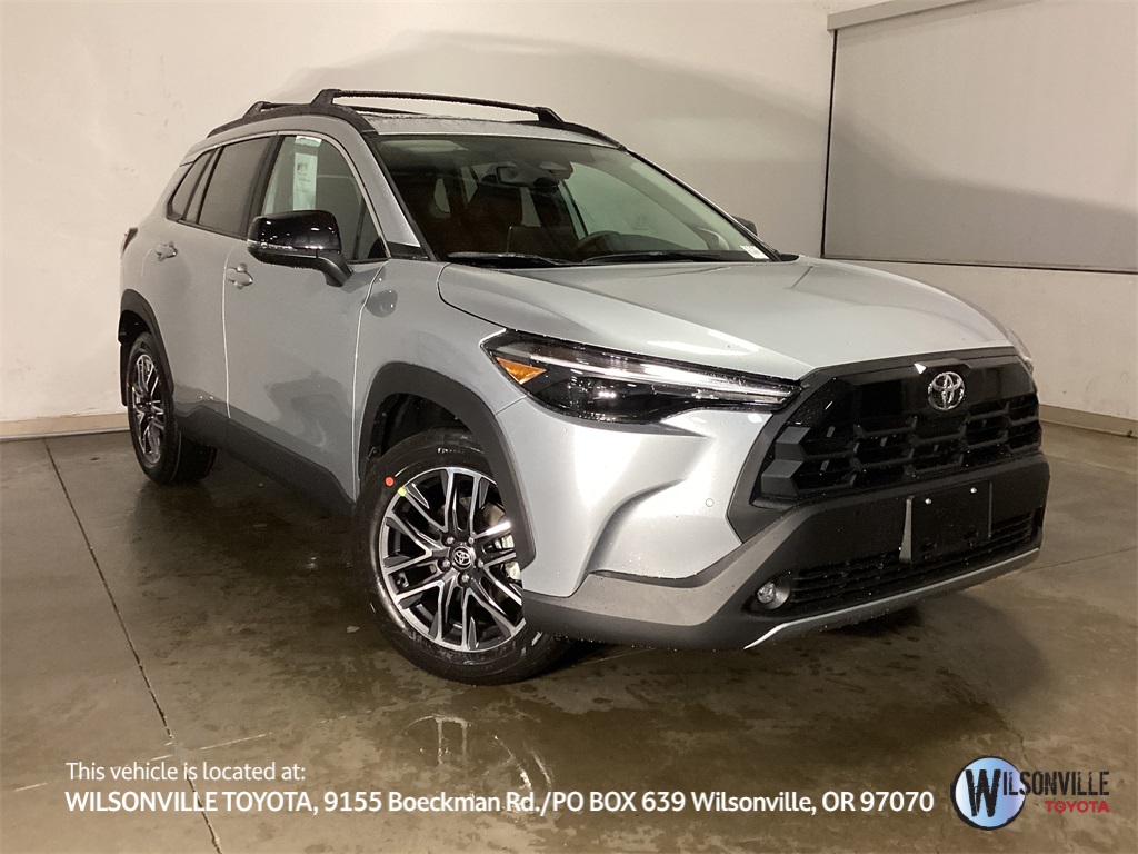 2026 Toyota Corolla Cross XLE's photo