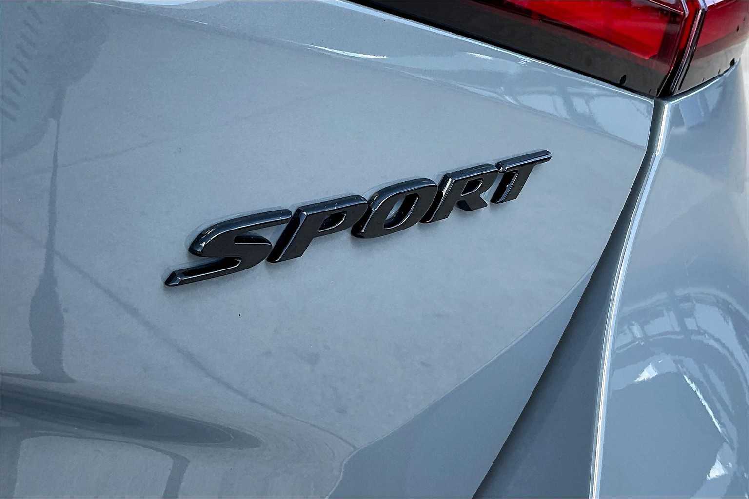 2026 Honda Civic Hatchback Sport photo 13