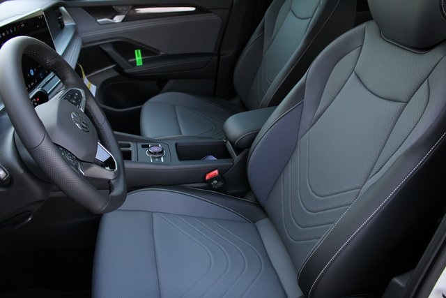 2025 Volkswagen Tiguan SE R-Line Black photo 10