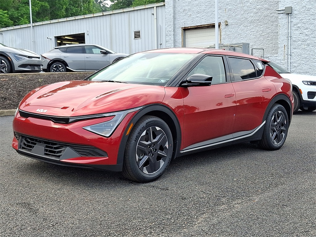 2025 Kia EV6 Light photo 3
