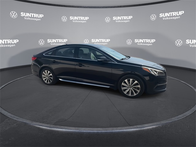 2016 Hyundai Sonata Sport photo 3