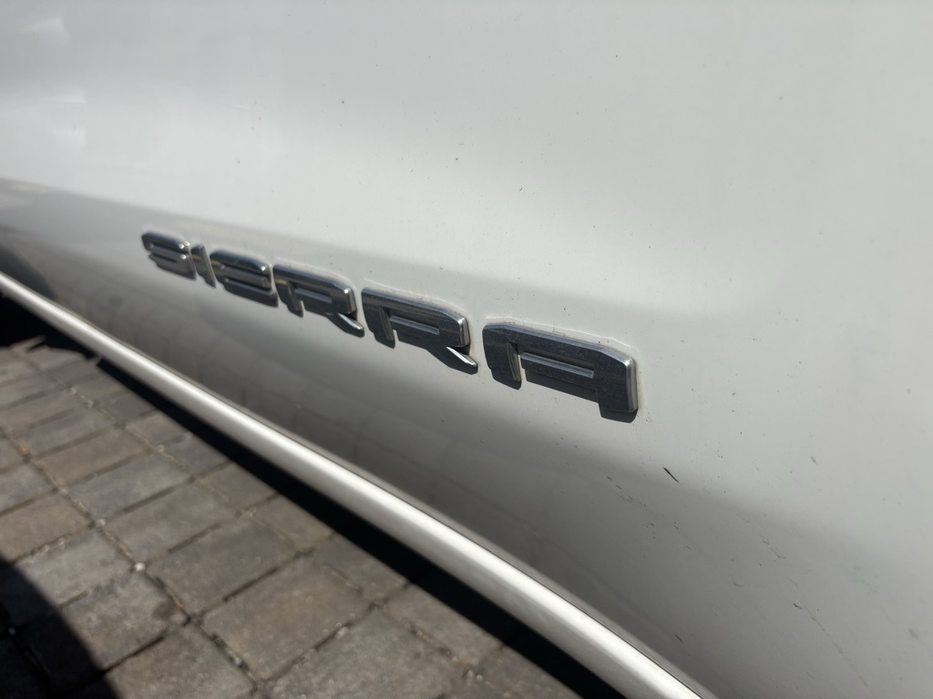 2022 Gmc Sierra 1500 SLT photo 4
