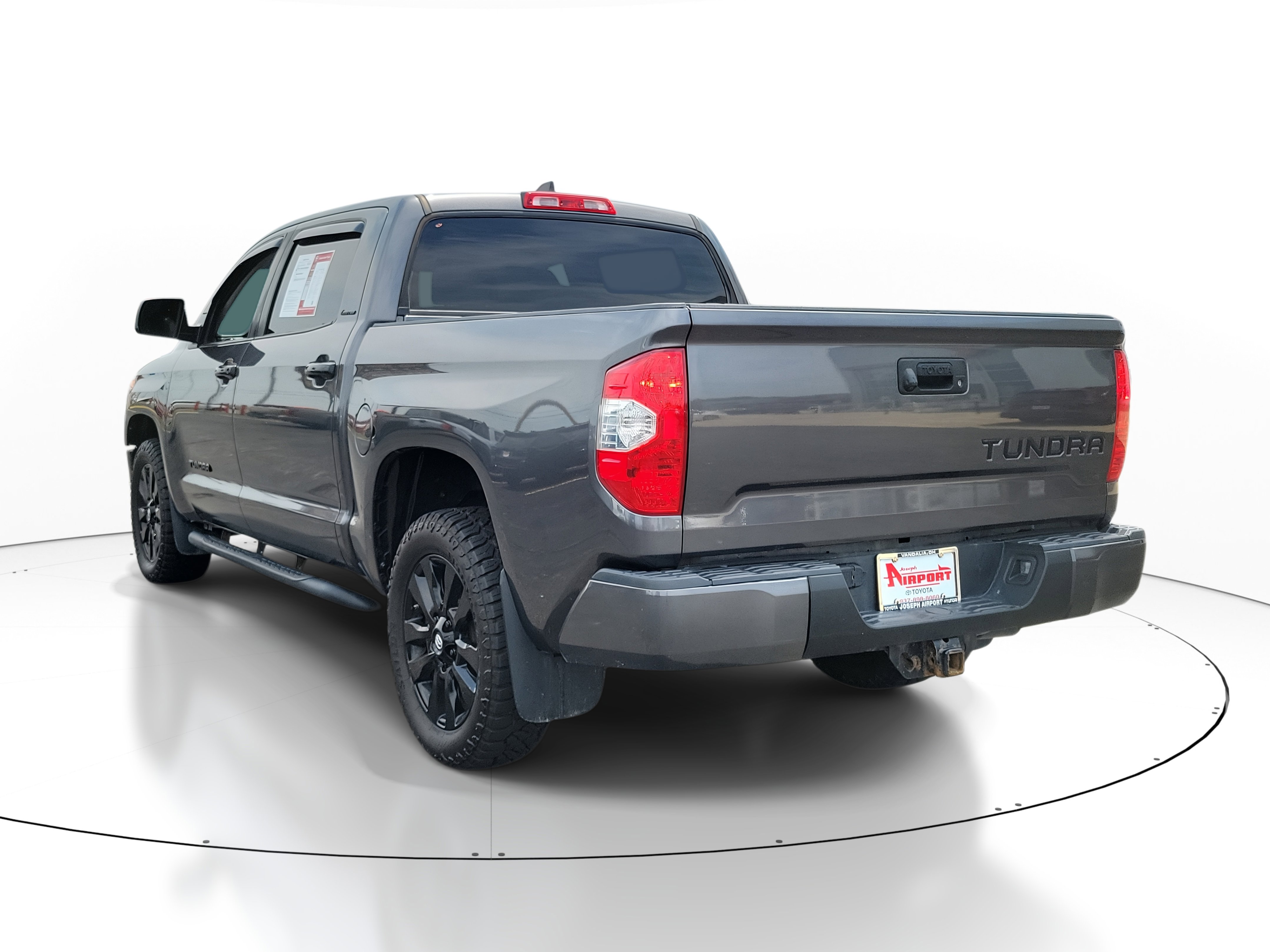 2021 Toyota Tundra Limited CrewMax photo 3