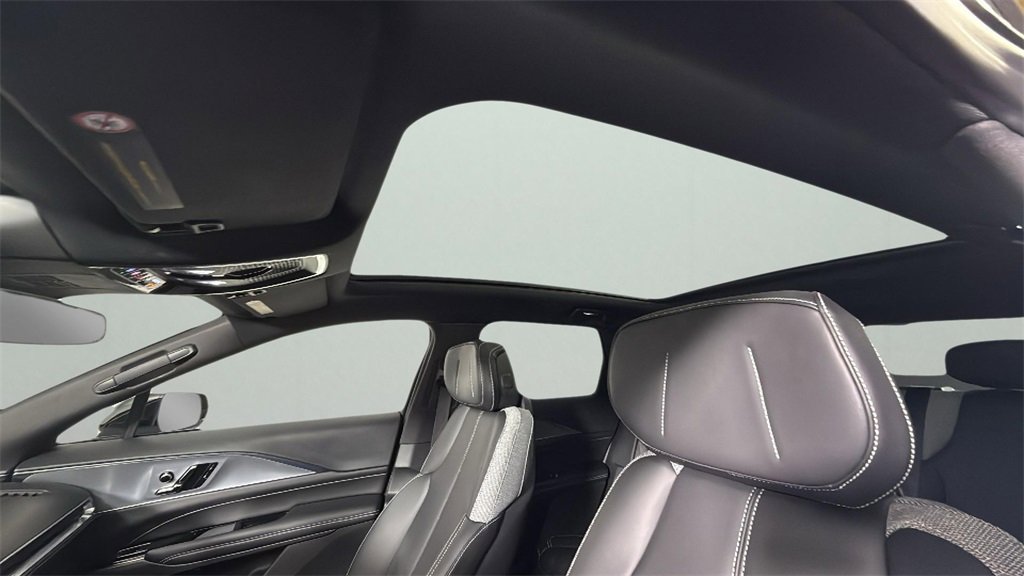 2024 Cadillac Lyriq Tech photo 27