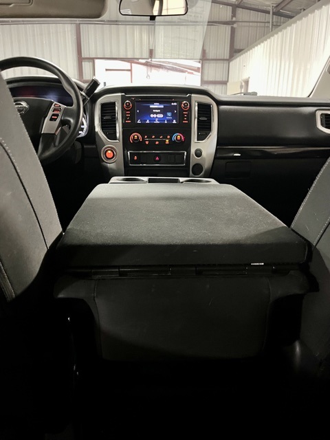 2019 Nissan Titan SV photo 23