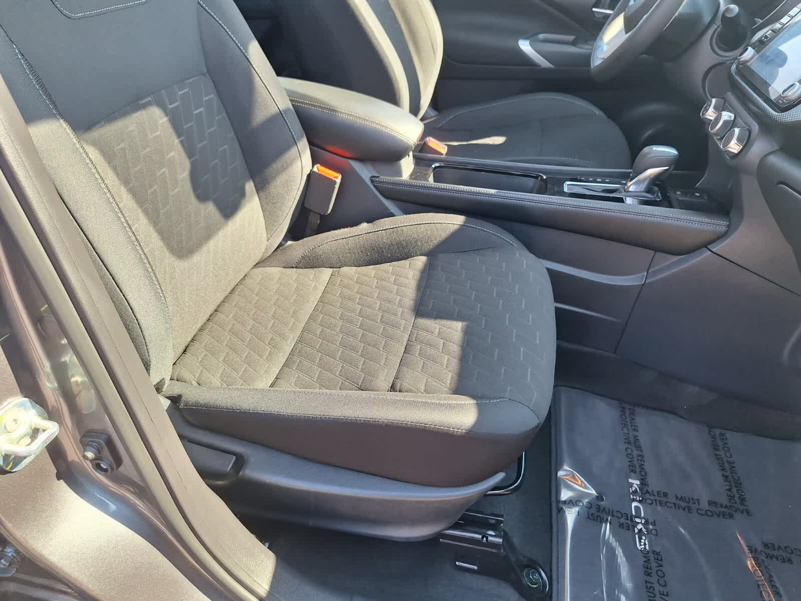 2023 Nissan Kicks SV photo 25