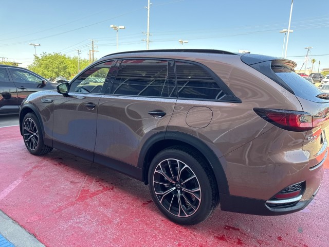 Used 2025 Melting Copper Metallic Mazda Premium Plus Package image 13