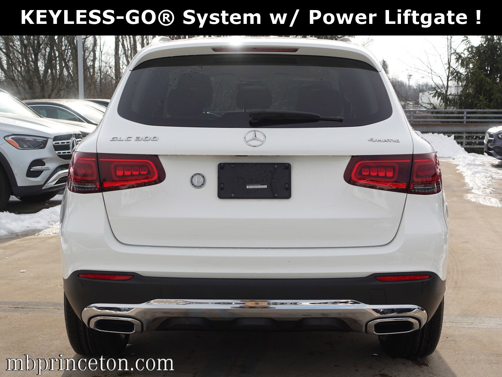 2021 Mercedes Benz GLC 300 photo 4
