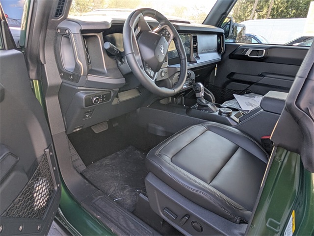 2025 Ford Bronco Badlands photo 3