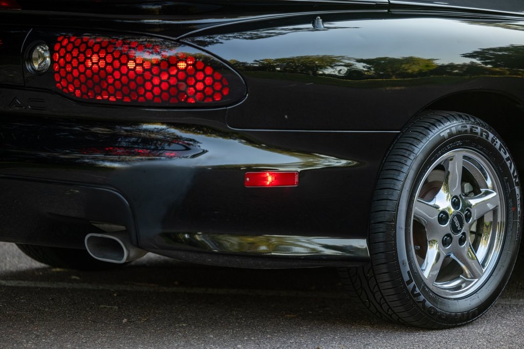 2002 Pontiac Firebird TRANS AM photo 38