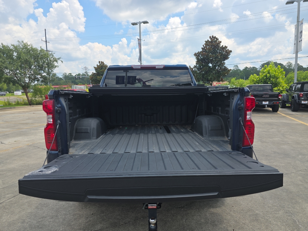 2022 Chevrolet Silverado 1500 LT photo 5