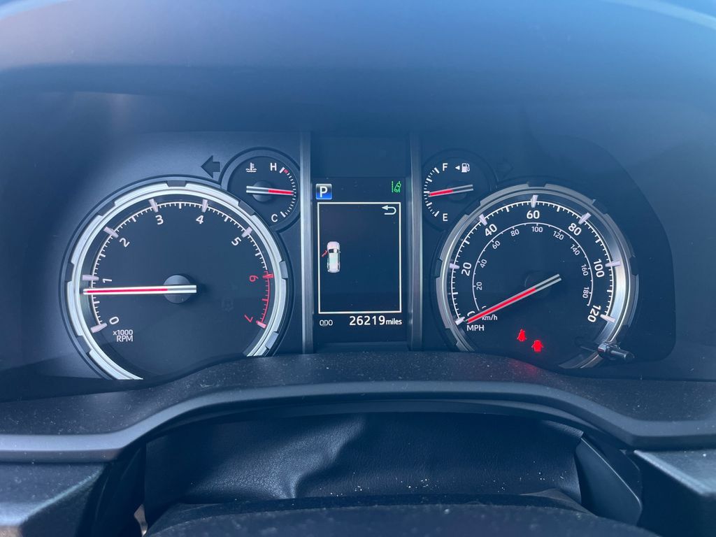 2023 Toyota 4Runner TRD Off-Road Premium photo 9