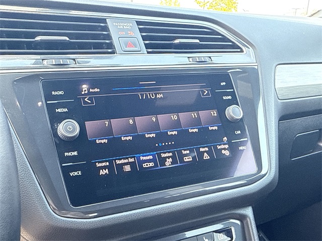 2021 Volkswagen Tiguan SE photo 15