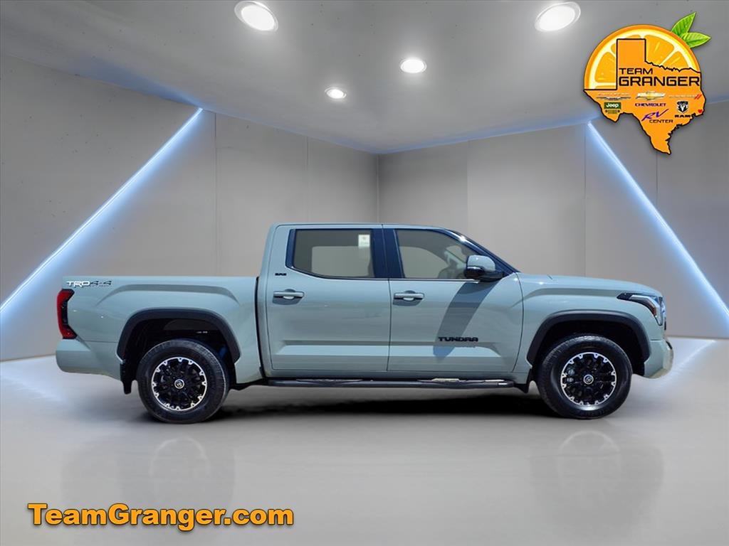 2023 Toyota Tundra SR5 photo 4