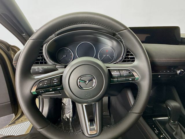 2025 Mazda Mazda3 Hatchback 2.5 Turbo Carbon photo 11